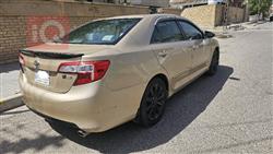 تۆیۆتا کامری